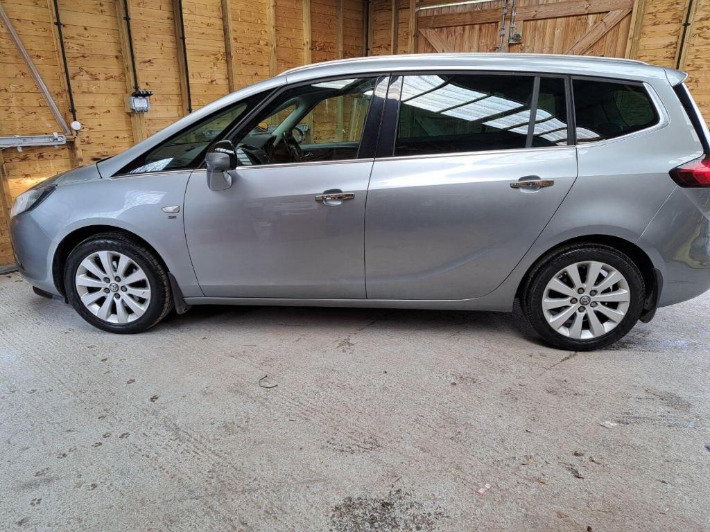 VAUXHALL ZAFIRA TOURER