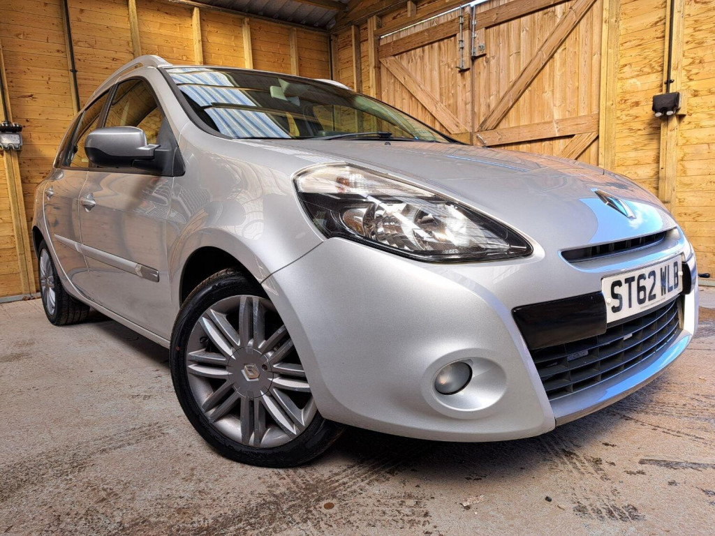 View RENAULT CLIO 1.2 Dynamique TomTom 