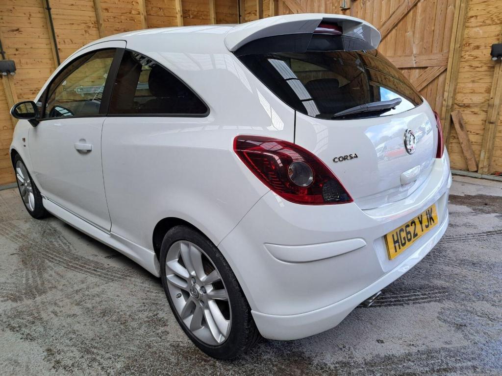 VAUXHALL CORSA
