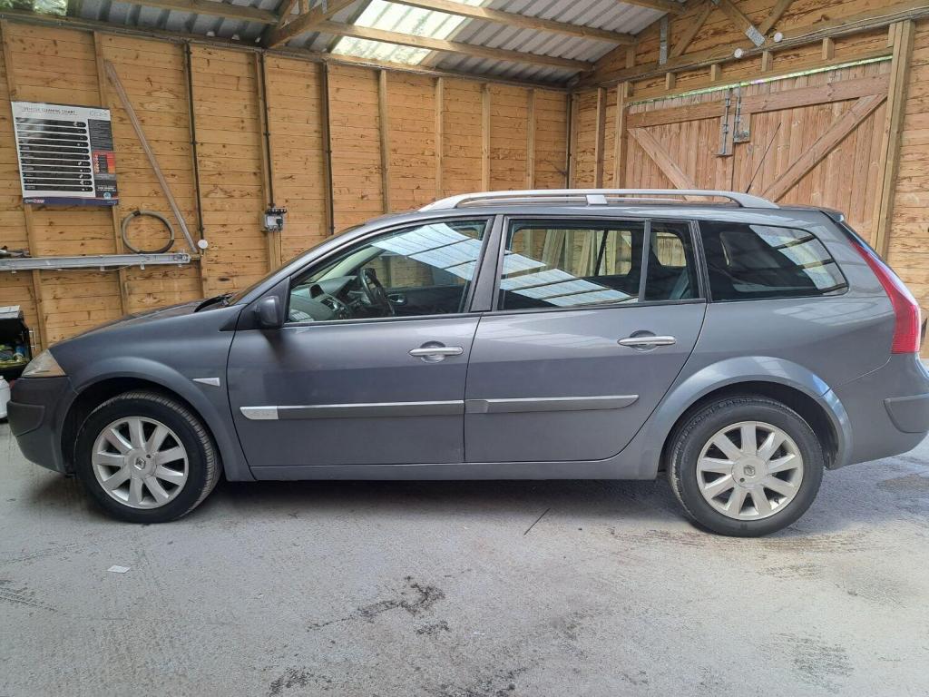 RENAULT MEGANE