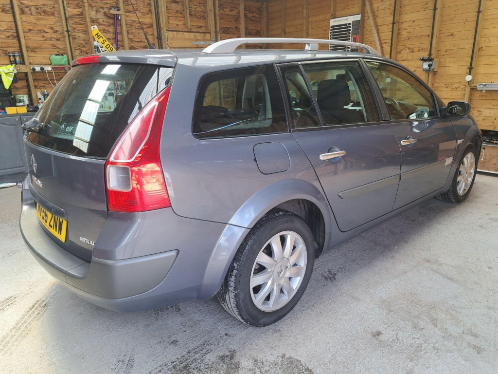 View RENAULT MEGANE 1.6 VVT Dynamique