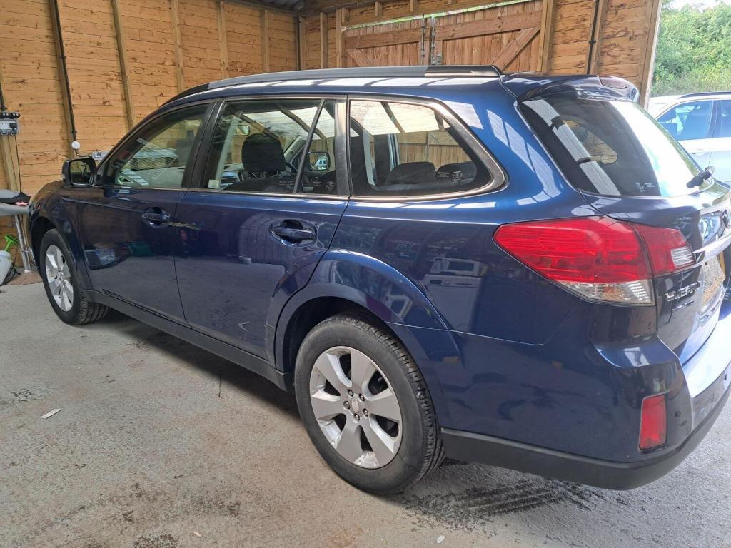 SUBARU OUTBACK
