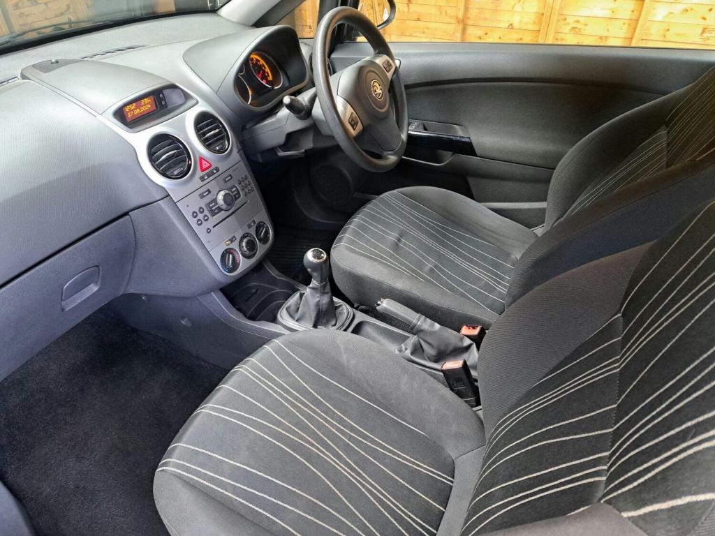 VAUXHALL CORSA