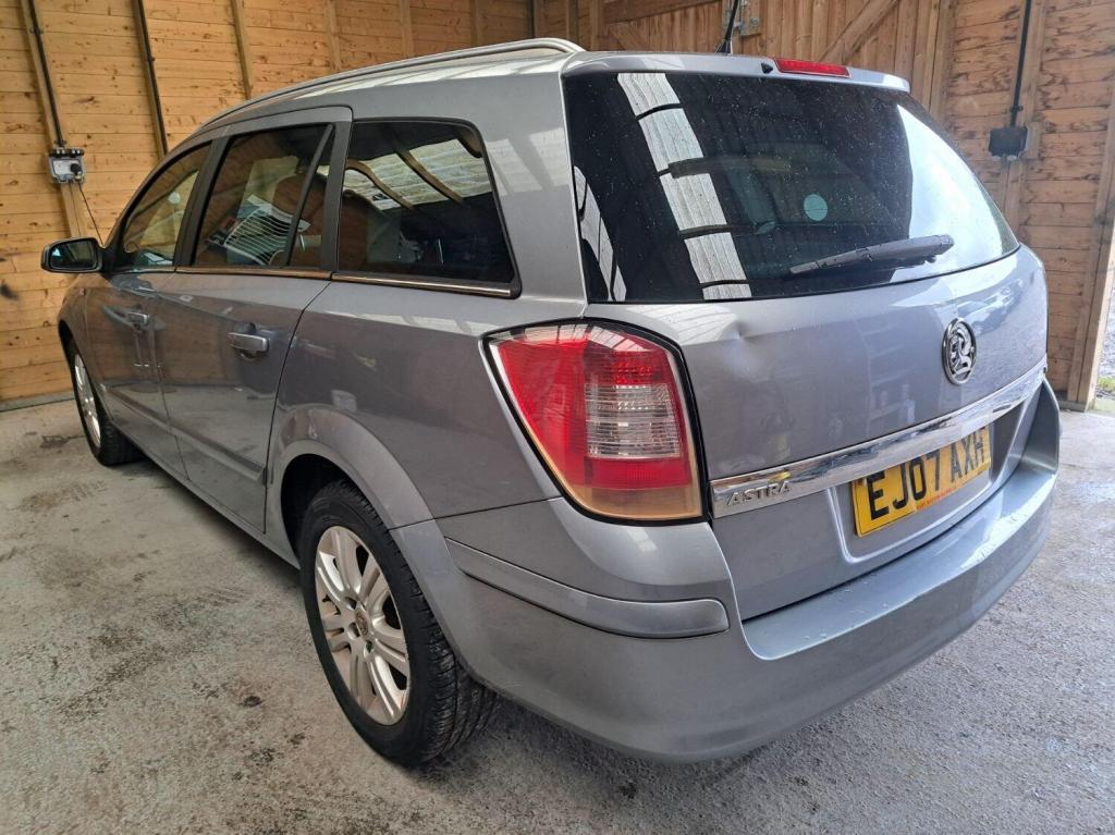 VAUXHALL ASTRA
