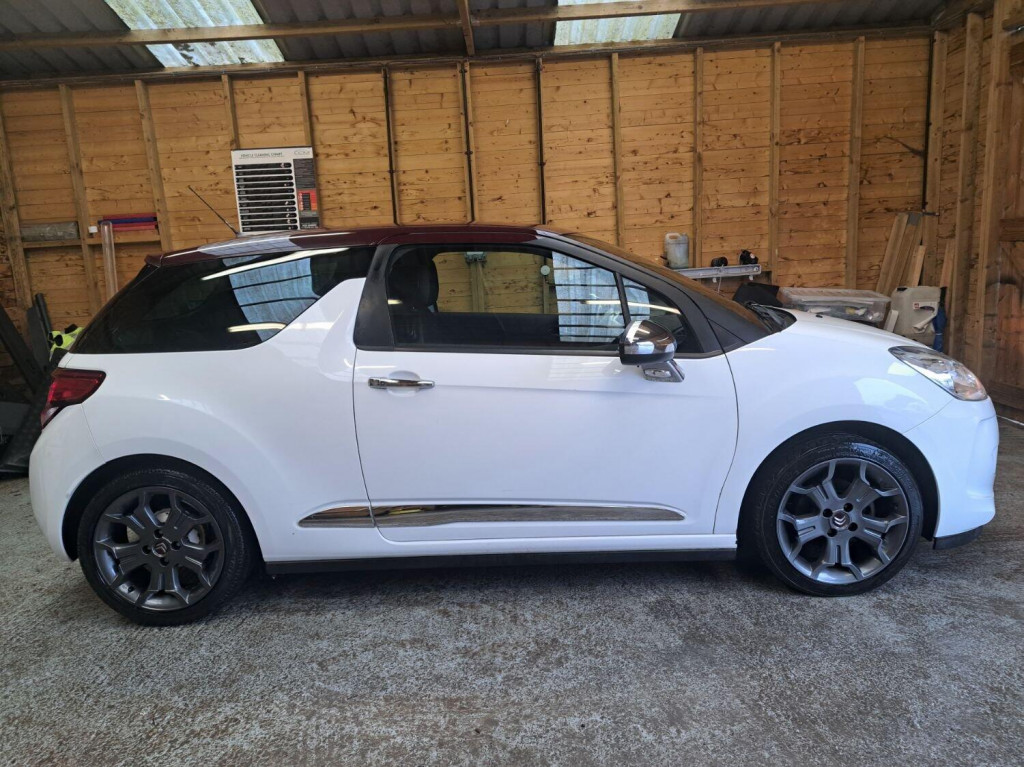 View CITROEN DS3 1.6 HDi 16V DStyle