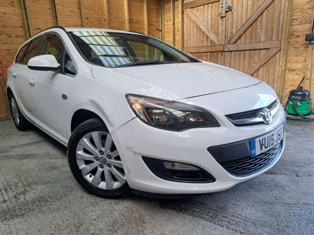 View VAUXHALL ASTRA 1.6 CDTi ecoFLEX Tech Line