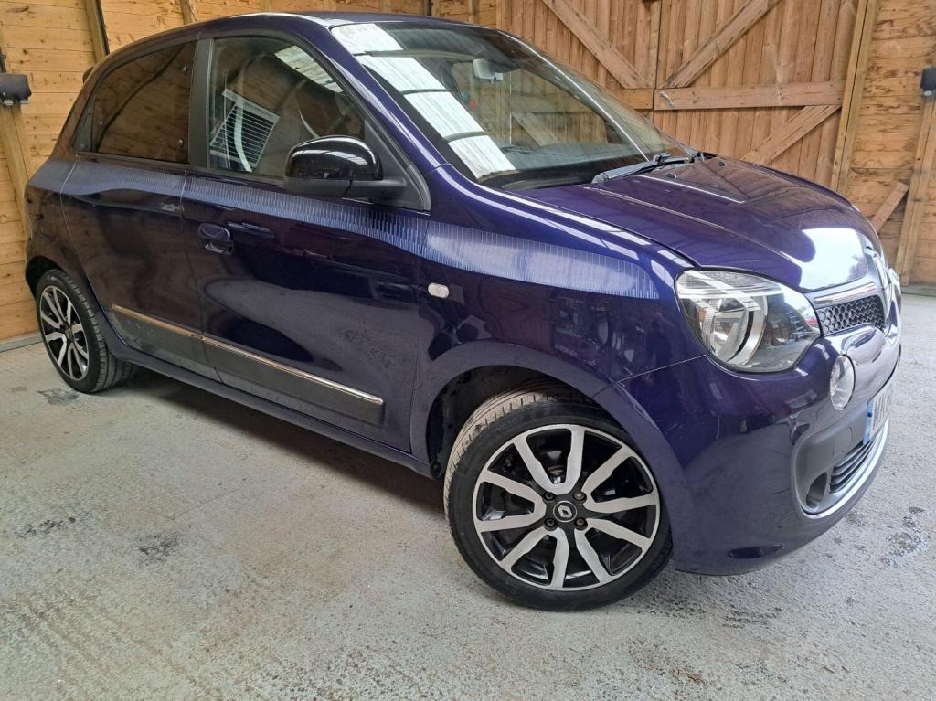 View RENAULT TWINGO 0.9 Iconic TCe 90