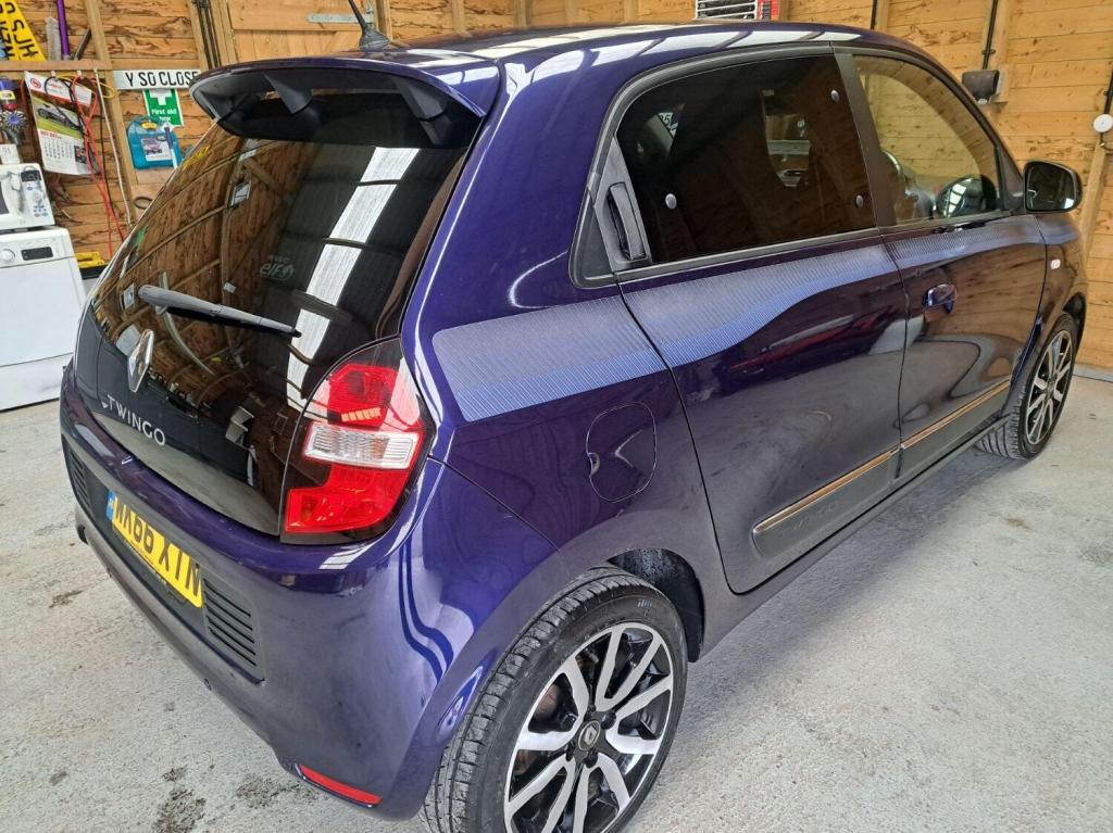 RENAULT TWINGO