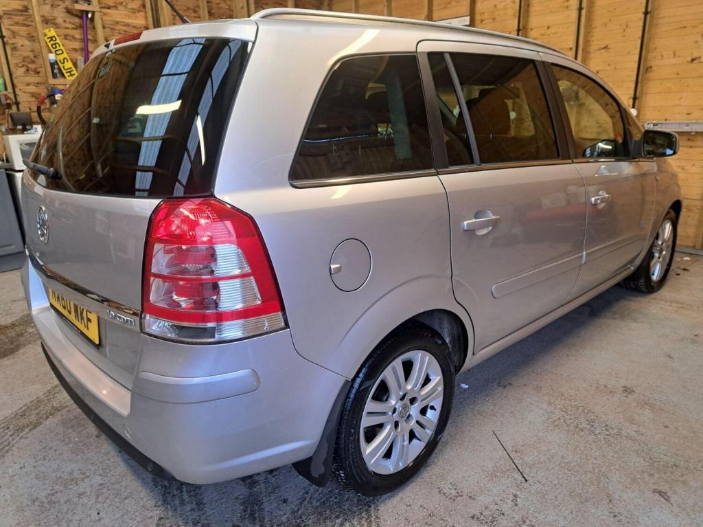 View VAUXHALL ZAFIRA 1.9 CDTi Elite