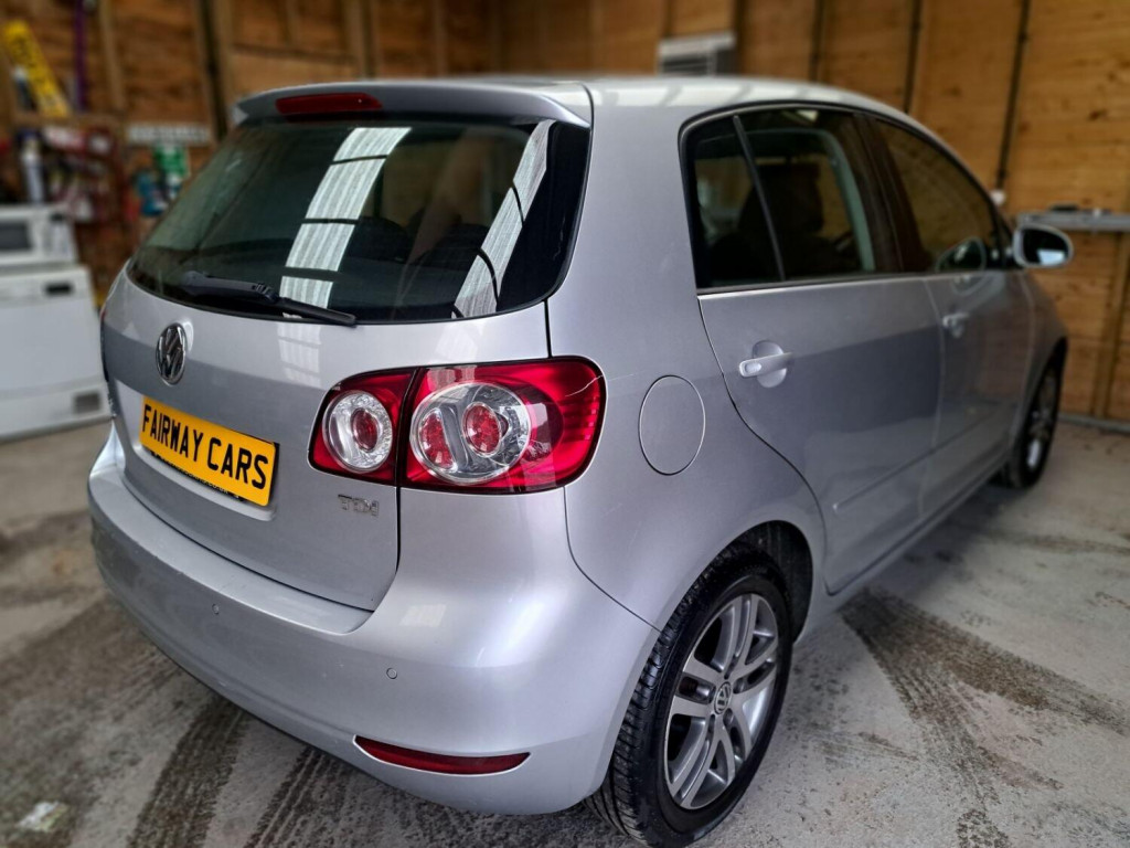 View VOLKSWAGEN GOLF PLUS 1.6 TDI SE