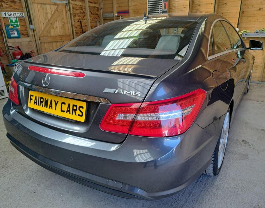 MERCEDES-BENZ E CLASS