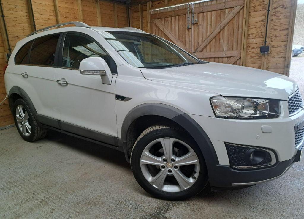 View CHEVROLET CAPTIVA 2.2 VCDi LTZ