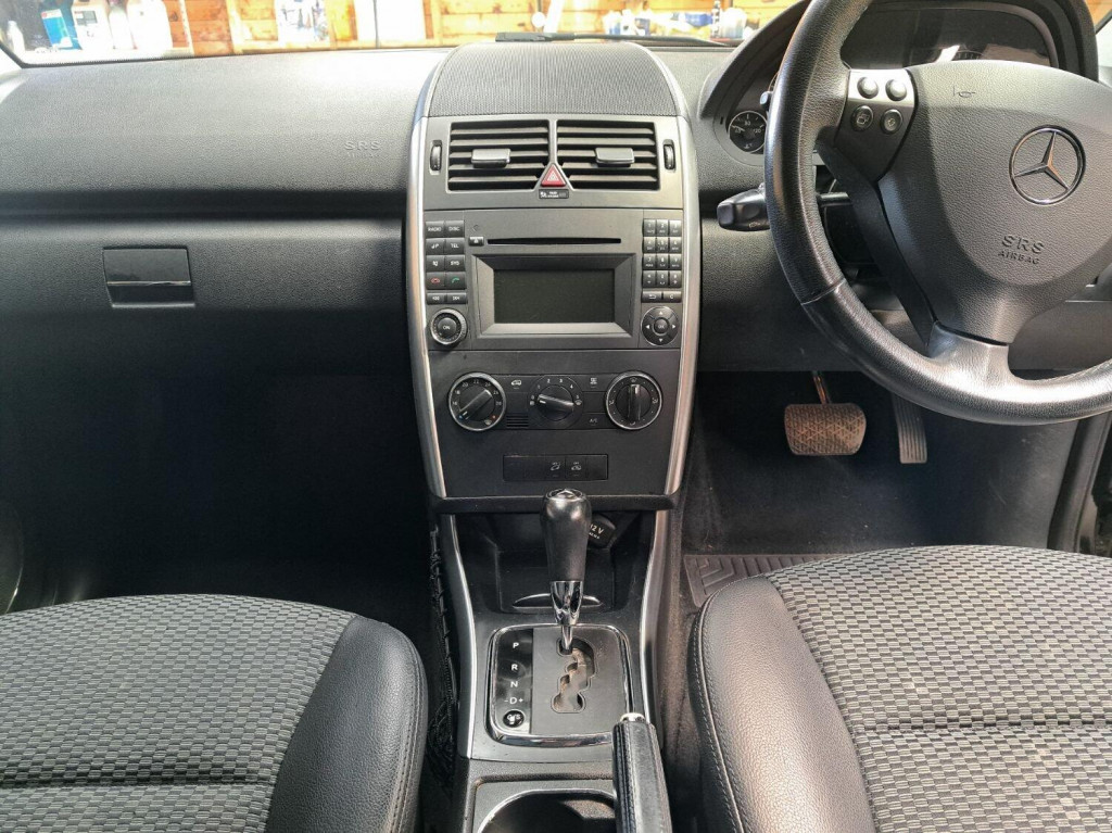 MERCEDES-BENZ A CLASS