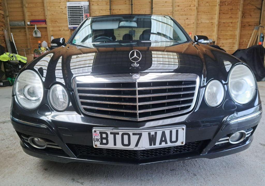 MERCEDES-BENZ E CLASS