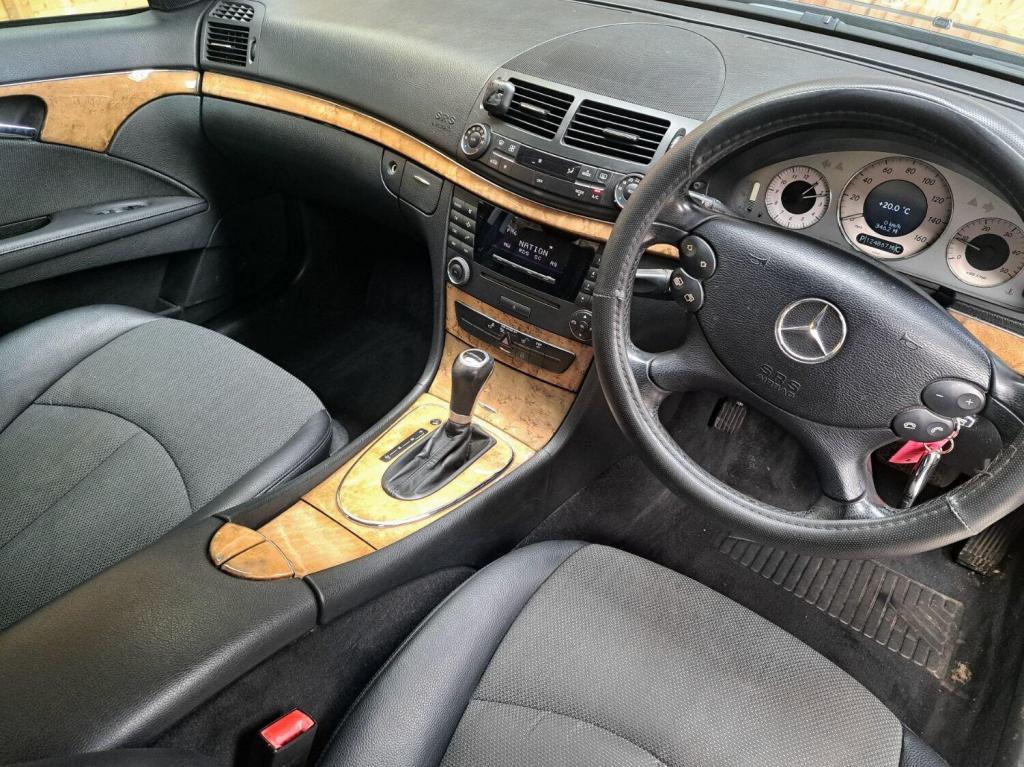 MERCEDES-BENZ E CLASS