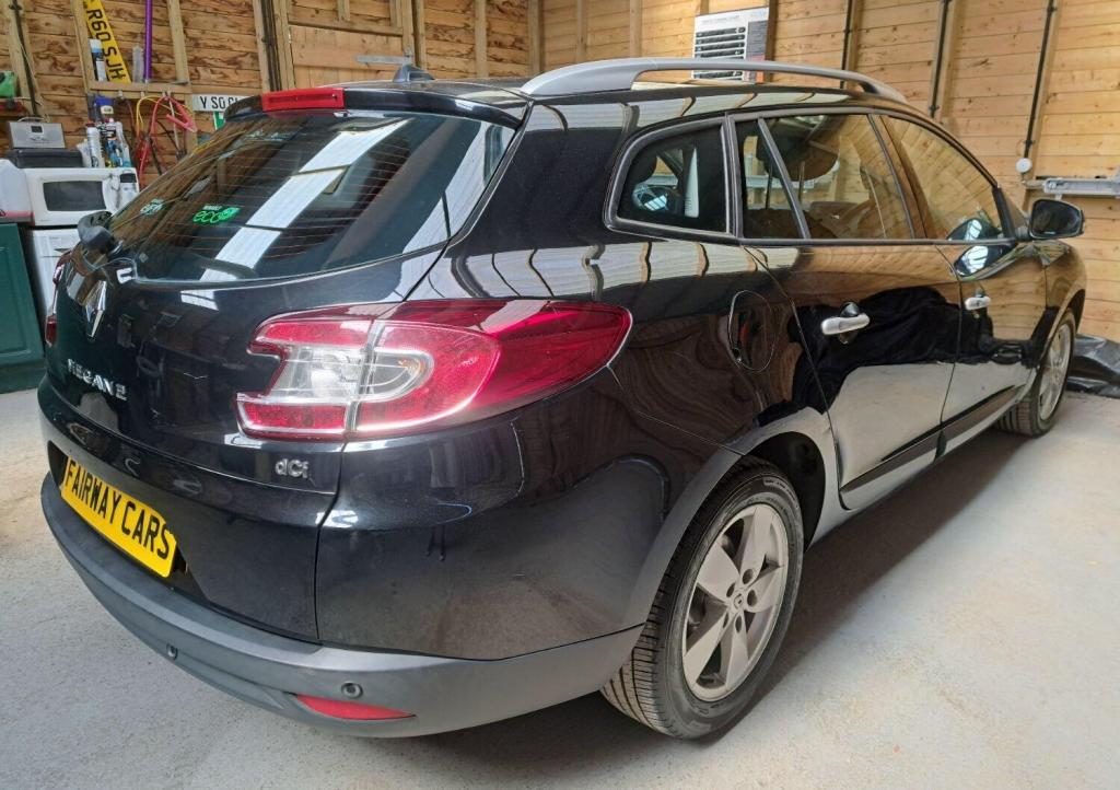 View RENAULT MEGANE 1.5 dCi Dynamique TomTom