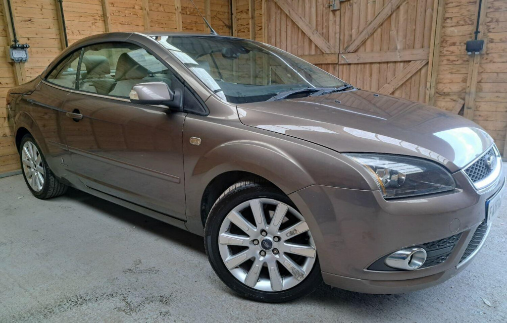 View FORD FOCUS 2.0 CC-3