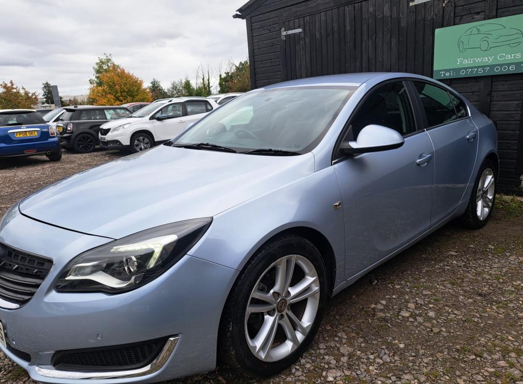 VAUXHALL INSIGNIA