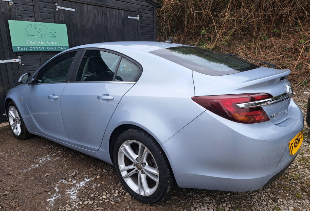 VAUXHALL INSIGNIA