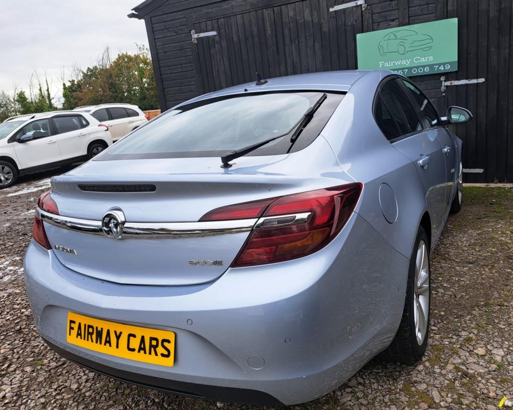 VAUXHALL INSIGNIA