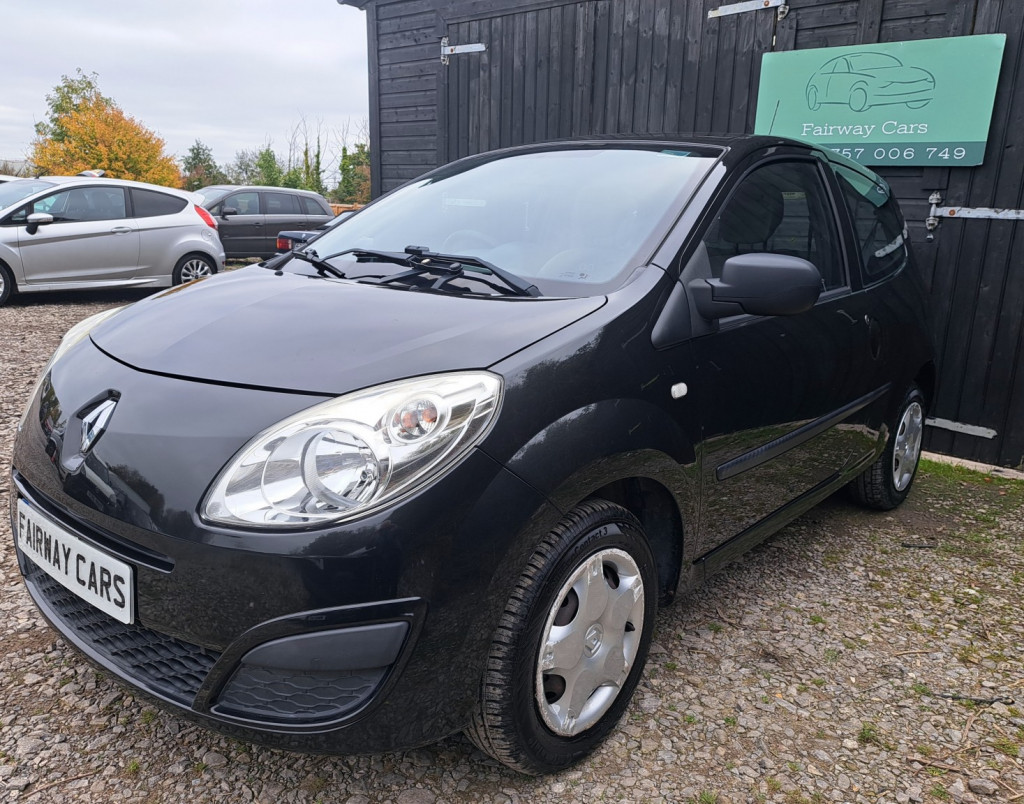 RENAULT TWINGO