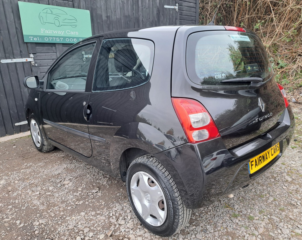 RENAULT TWINGO