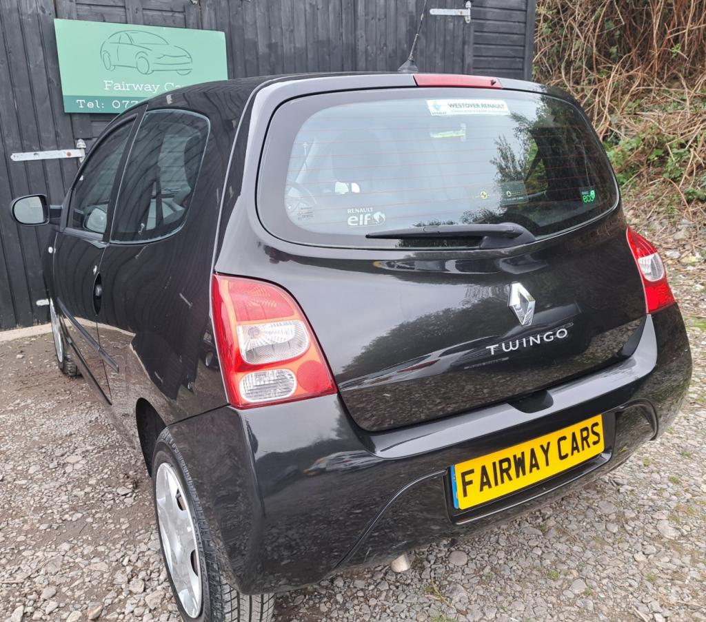RENAULT TWINGO