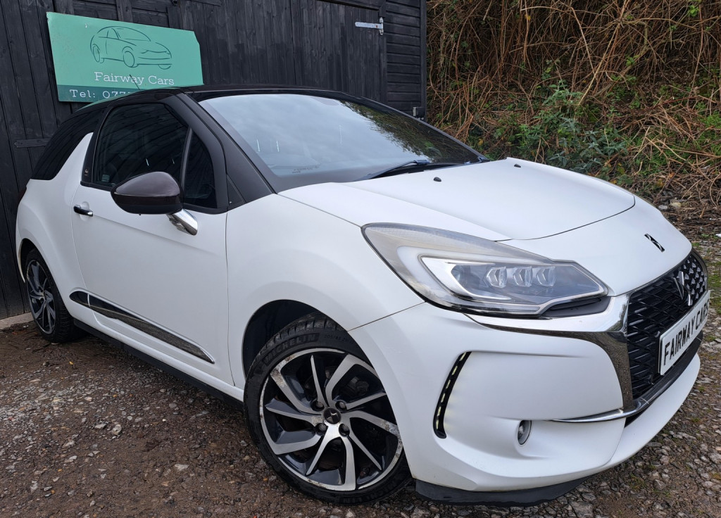 View DS AUTOMOBILES DS 3 1.2 PureTech Givenchy Le Makeup