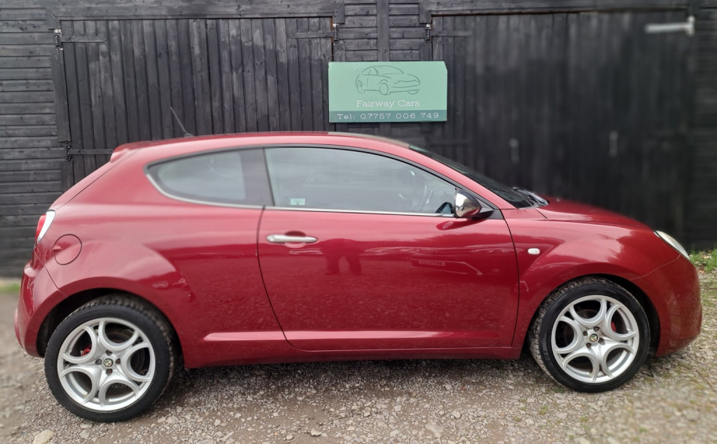 View ALFA ROMEO MITO 0.9 Mito 0.9 Twinair 85 Bhp Distinctive