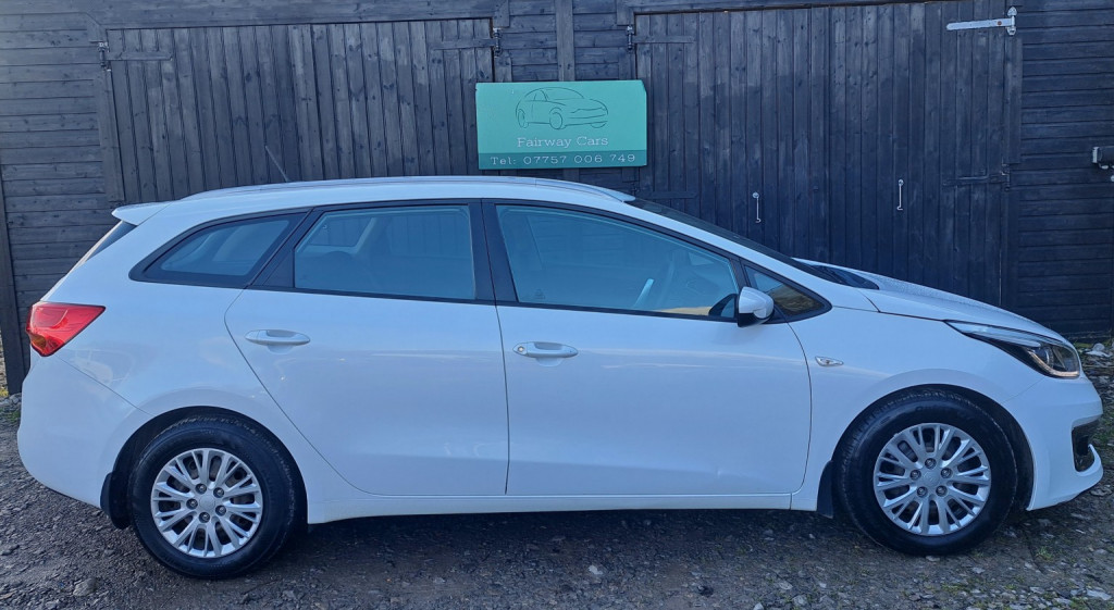 View KIA CEED 1.6 CRDi 1