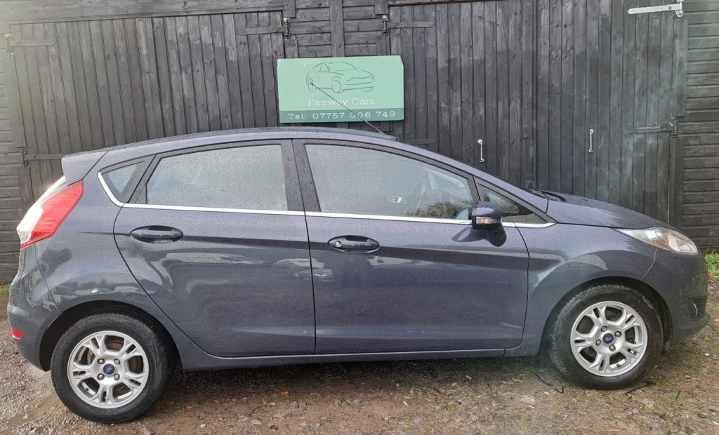 View FORD FIESTA 1.6 TDCi ECOnetic Zetec