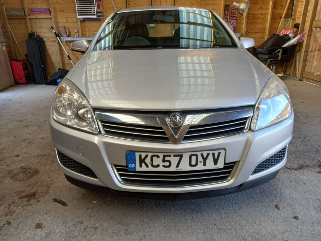 VAUXHALL ASTRA