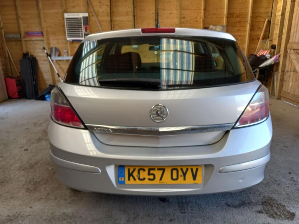 VAUXHALL ASTRA