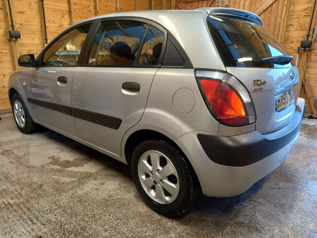 KIA RIO