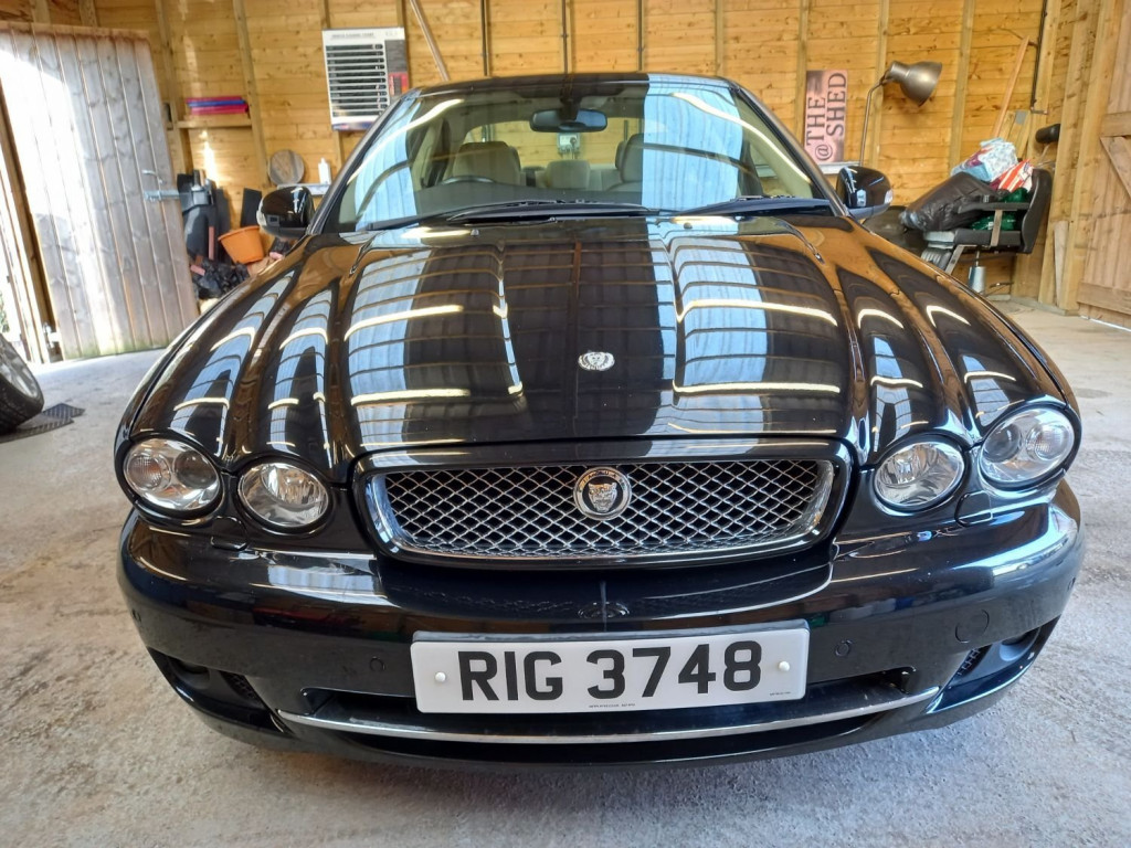 JAGUAR X-TYPE