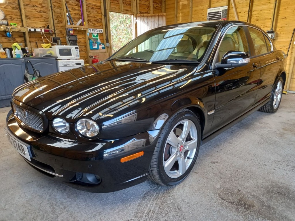 JAGUAR X-TYPE