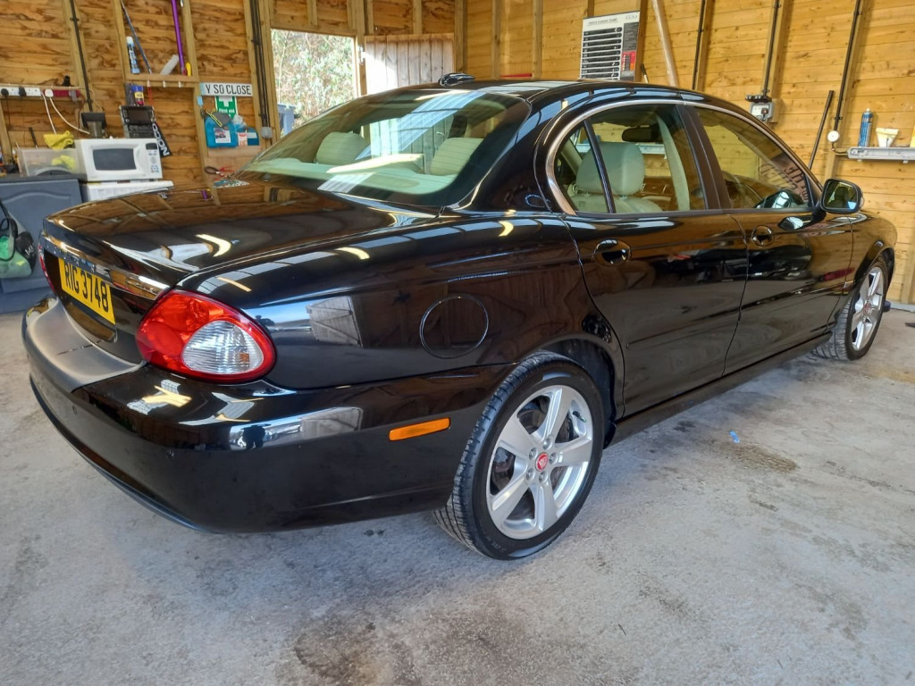 JAGUAR X-TYPE