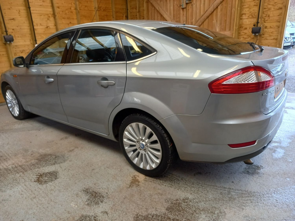 FORD MONDEO