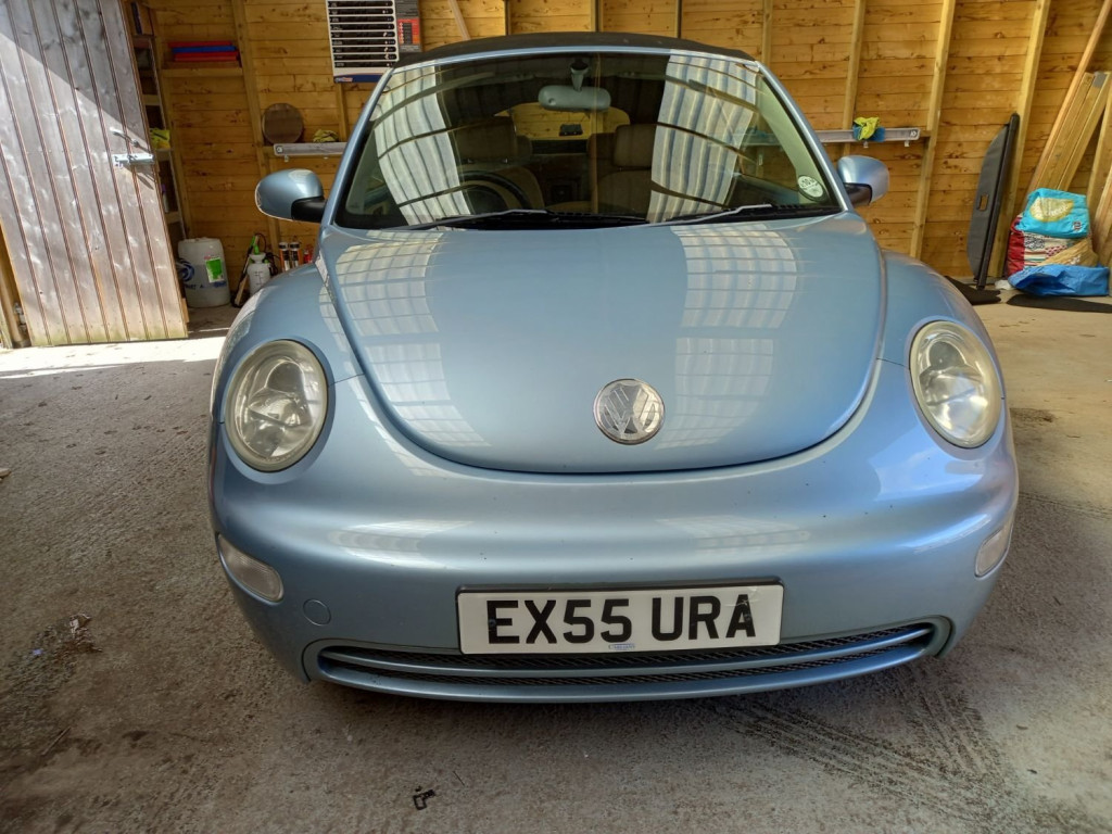VOLKSWAGEN BEETLE