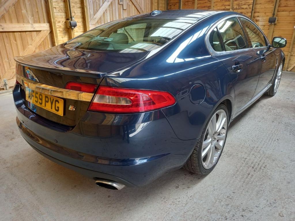 View JAGUAR XF V6 S PREMIUM LUXURY