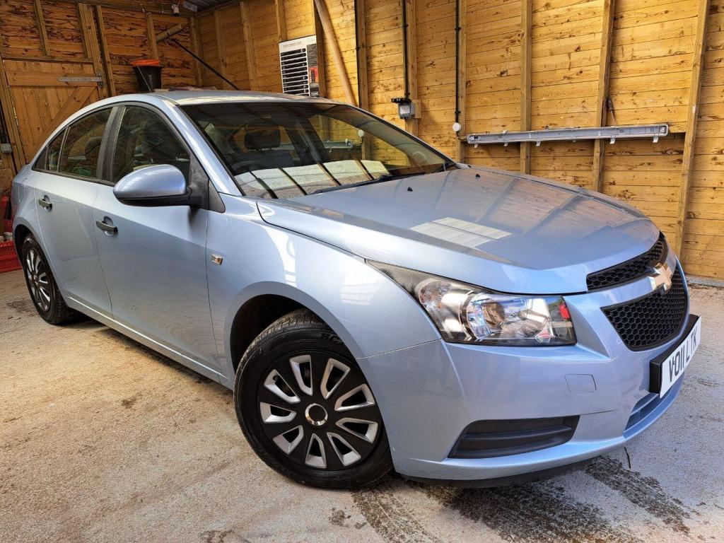 View CHEVROLET CRUZE S