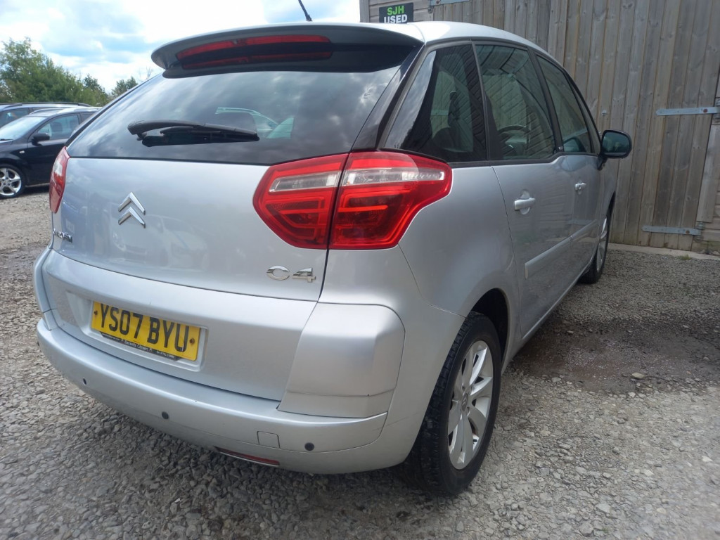 View CITROEN C4 PICASSO 5 VTR PLUS EGS HDI