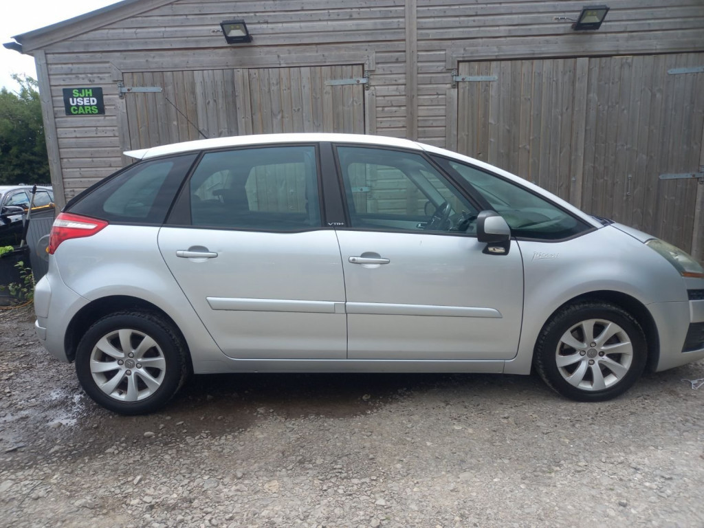 View CITROEN C4 PICASSO 5 VTR PLUS EGS HDI