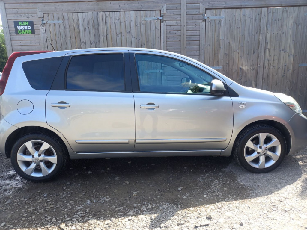 NISSAN NOTE