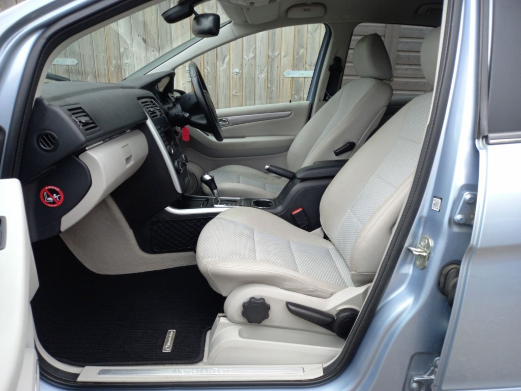 MERCEDES-BENZ B CLASS