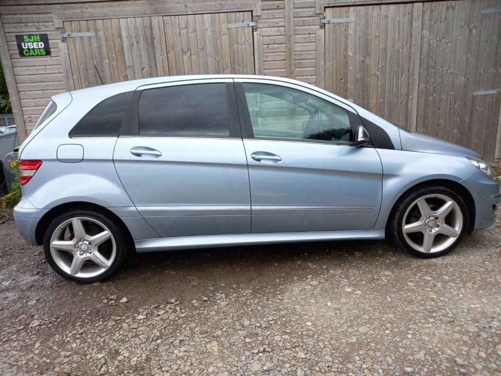View MERCEDES-BENZ B CLASS B180 CDI SPORT