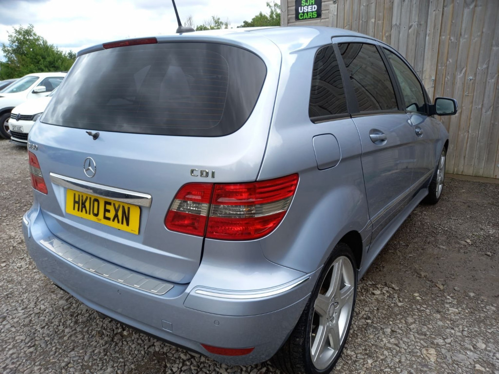 MERCEDES-BENZ B CLASS