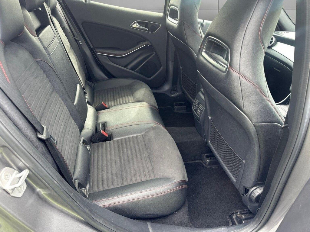 MERCEDES-BENZ GLA CLASS