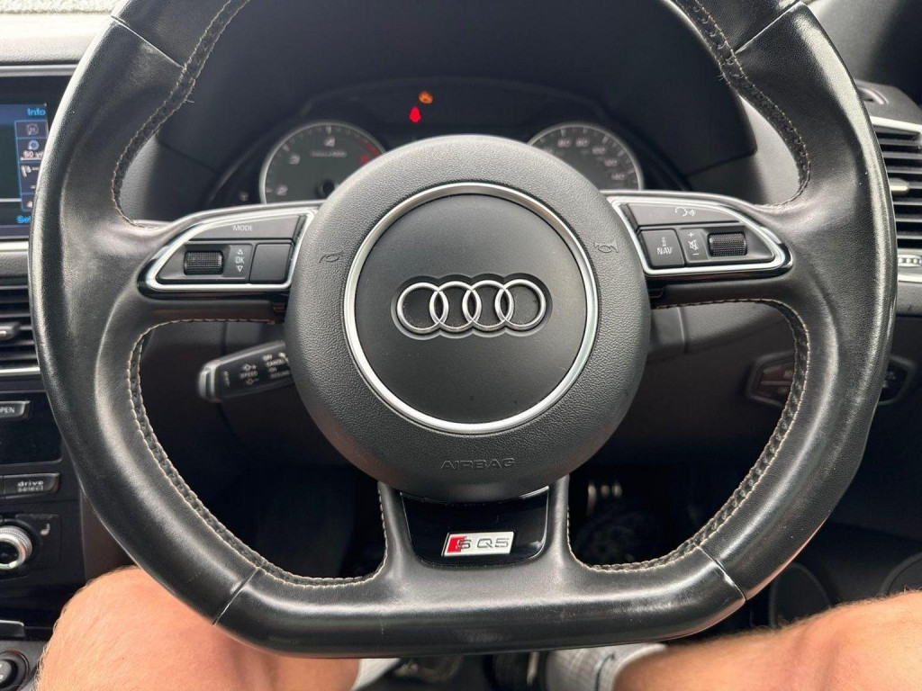 AUDI SQ5