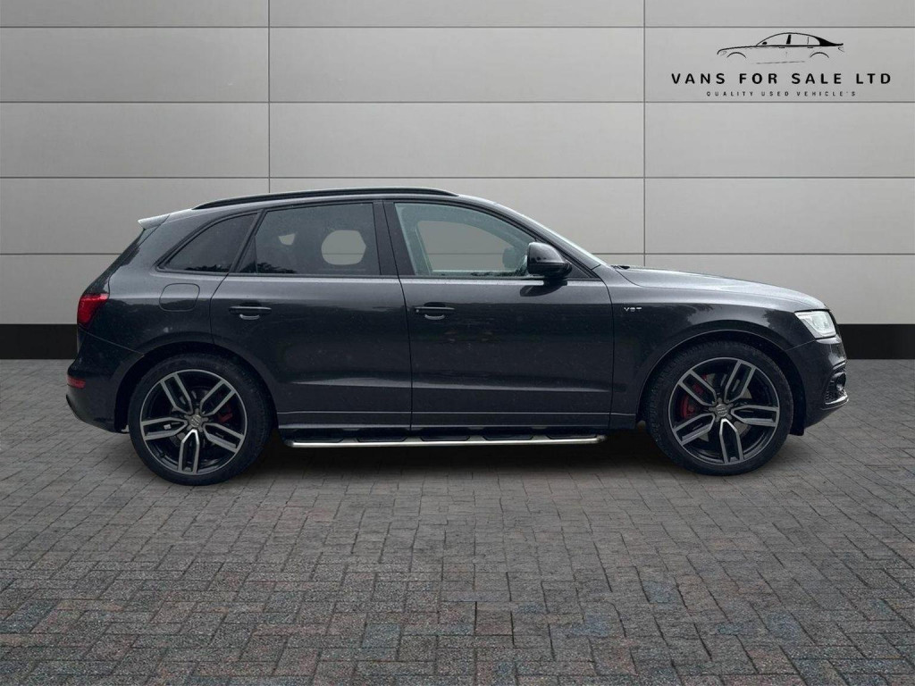 AUDI SQ5